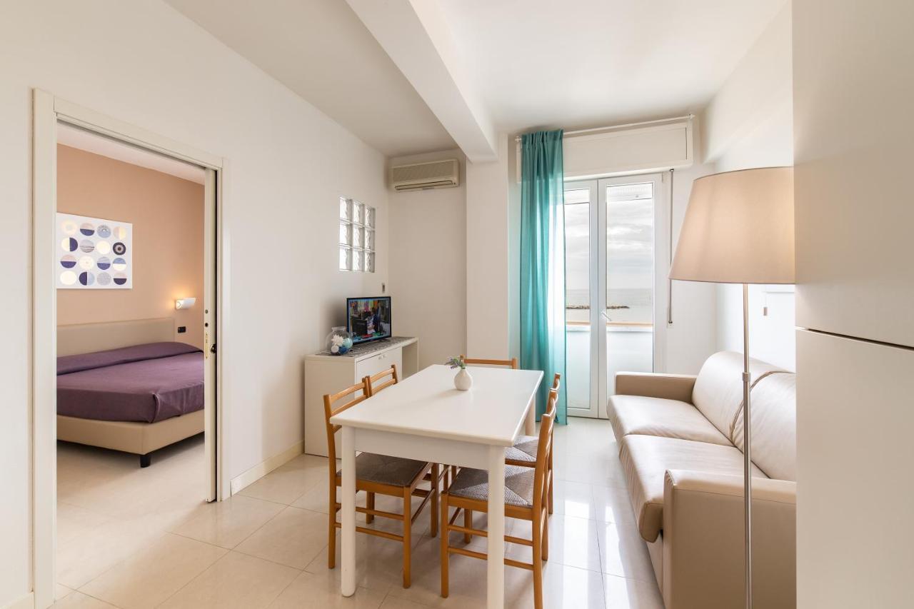 ريميني Sun Beach Residence المظهر الخارجي الصورة