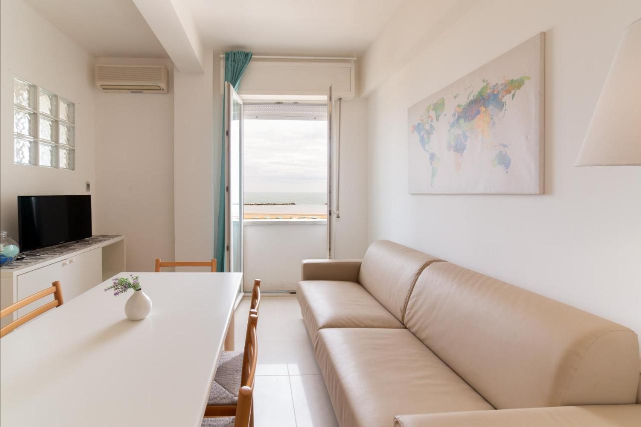 ريميني Sun Beach Residence المظهر الخارجي الصورة